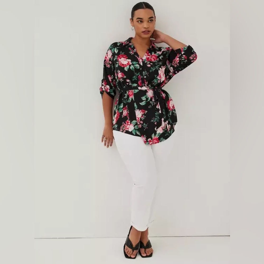 Torrid Georgette Button-Up With Tie Tunic Blouse Black Dark Moody Floral Size 5X